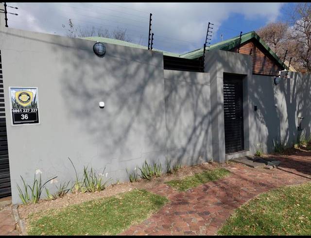 4 BEDROOM HOUSE FOR SALE IN NORWOOD